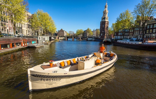 Een luxe rondvaart van Amsterdam Boat Experience!